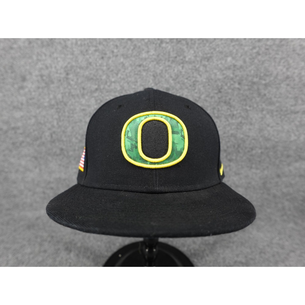 Nike True Oregon Ducks Snapback Hat Black Green Camo O Logo American Flag Cap